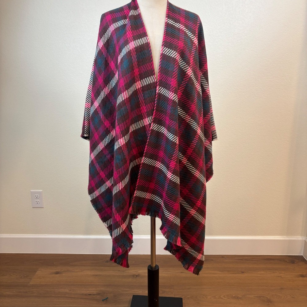 Cabi Shawl Scarf Cape Pink Plaid Fringed Open Front Wrap 4595 Preppy Old Money